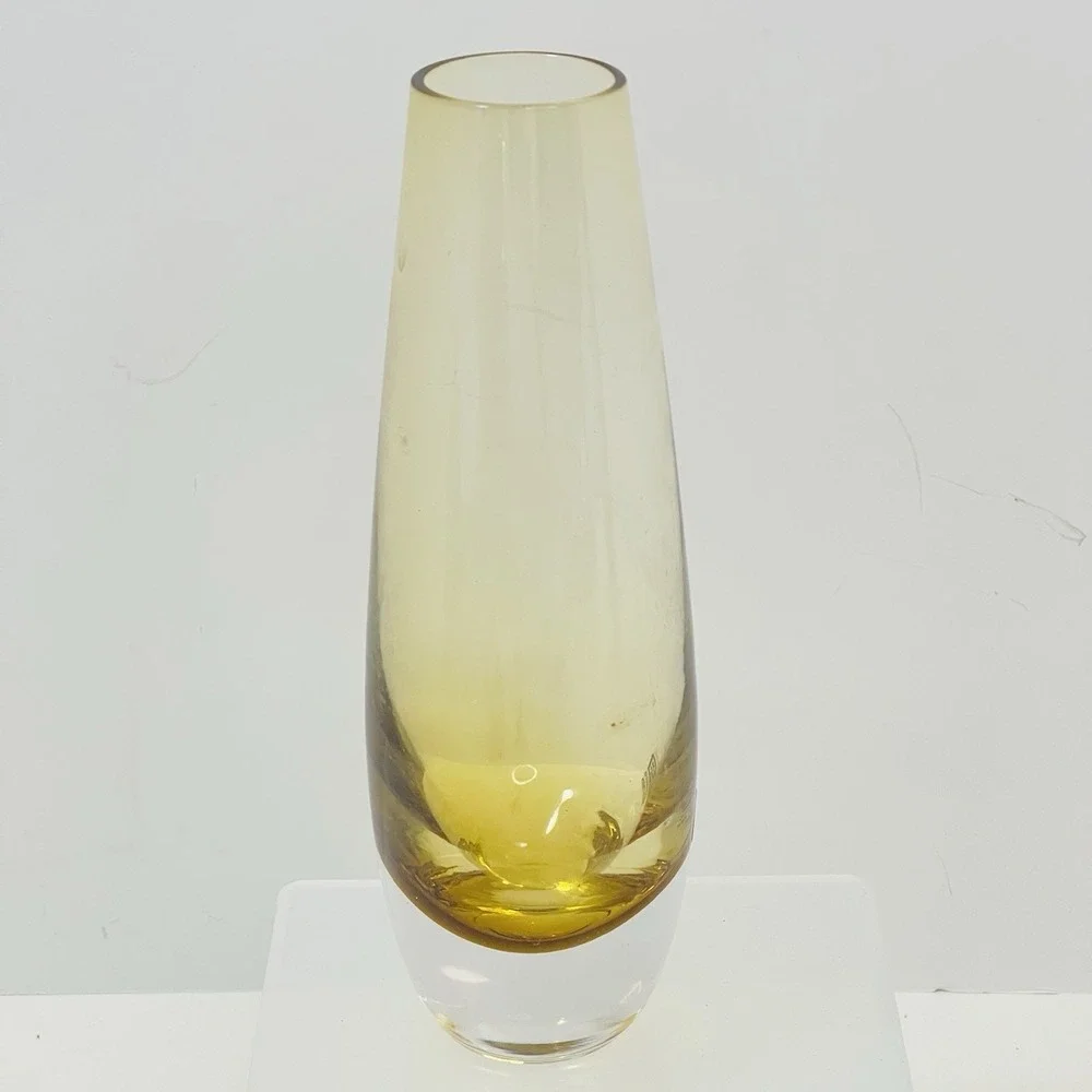 Sea Glasburk Signed Amber Bud Vase 7.25
